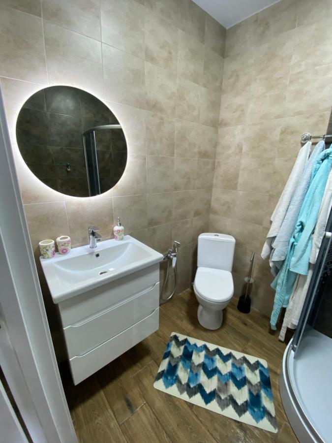 Нові Апартаменти По Вулиці Роксолани16 Truskavets Exteriör bild